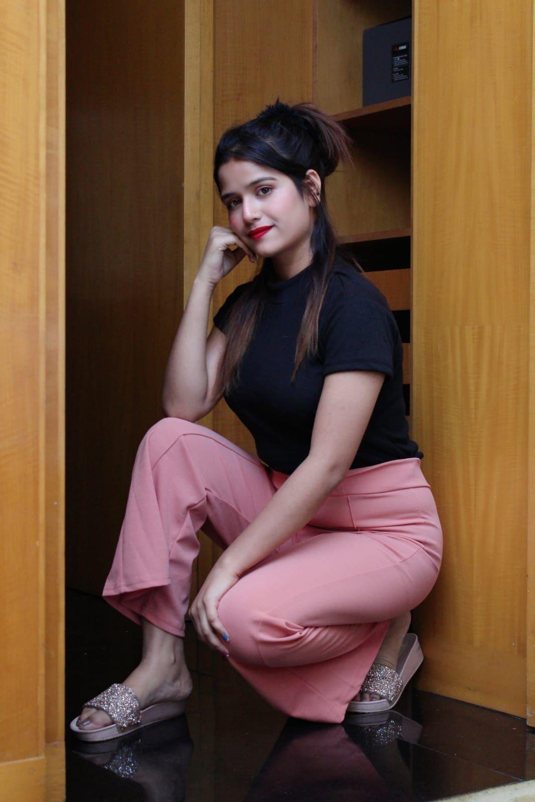  call girl Udyog Vihar